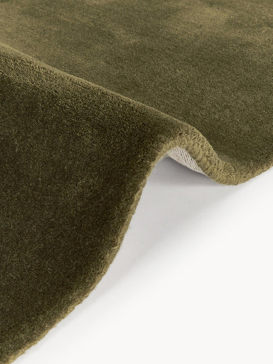 Haven Sea Moss Olive Green Solid Hand-Tufted Wool Rug