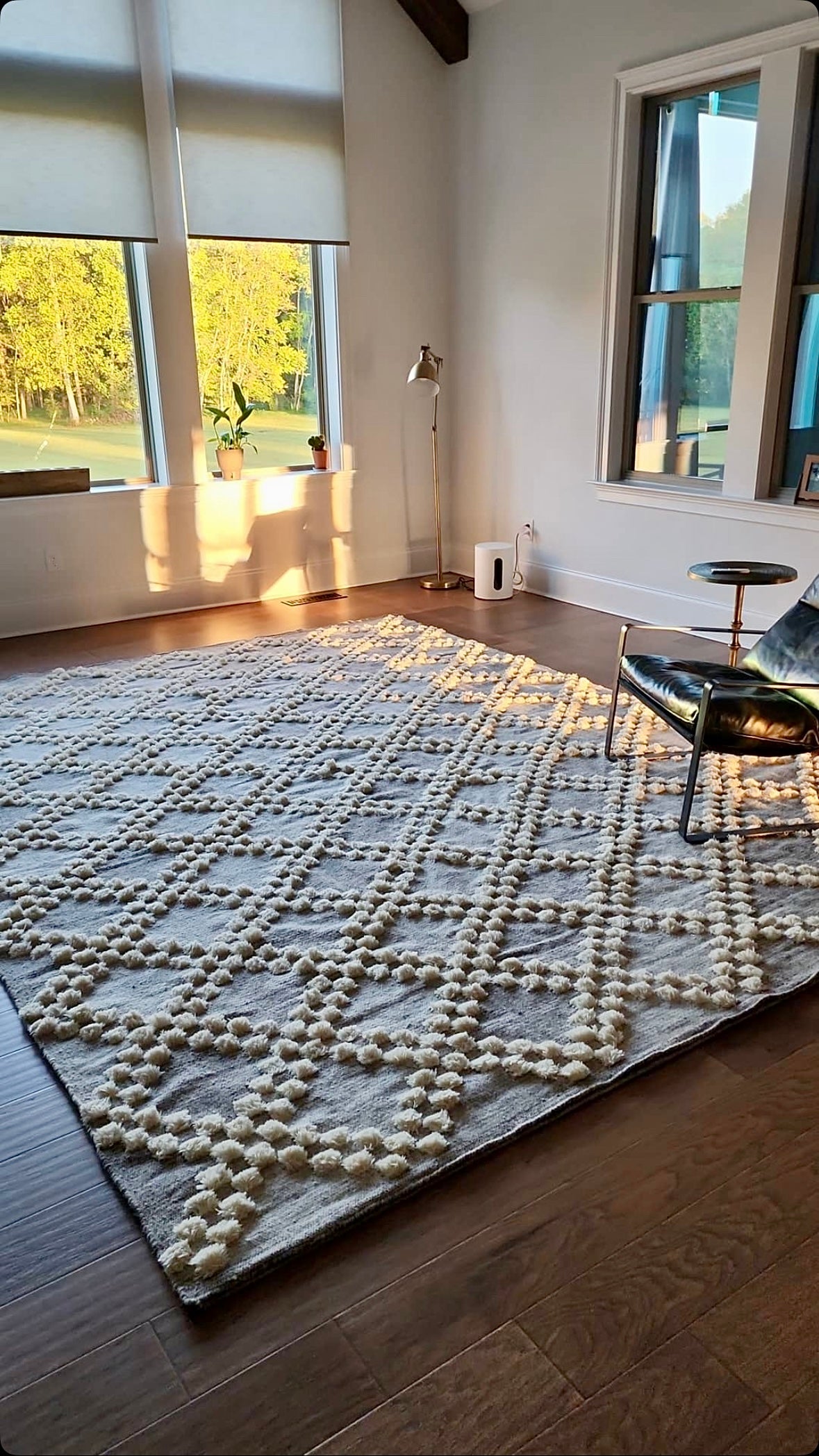 Kufrin- Inspired Moroccan Handwoven Wool Rug - Grey & Cream Texture