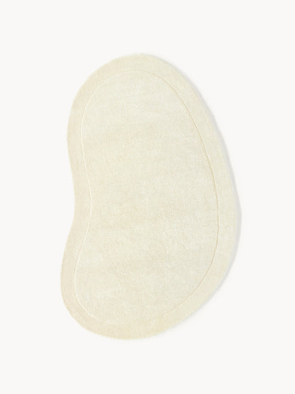 Minimalist Bean Shaped Area Rug Hand Tufted Wool Rug