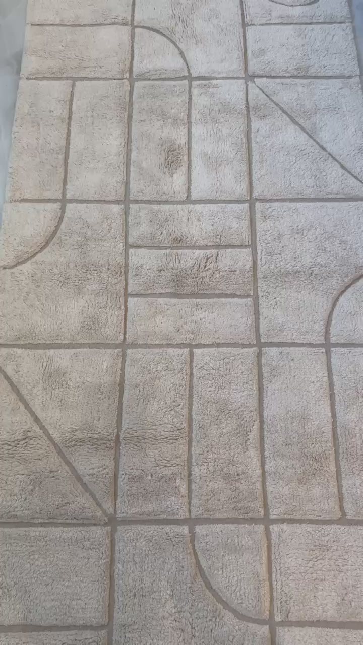 client video of susan rug in bathroom