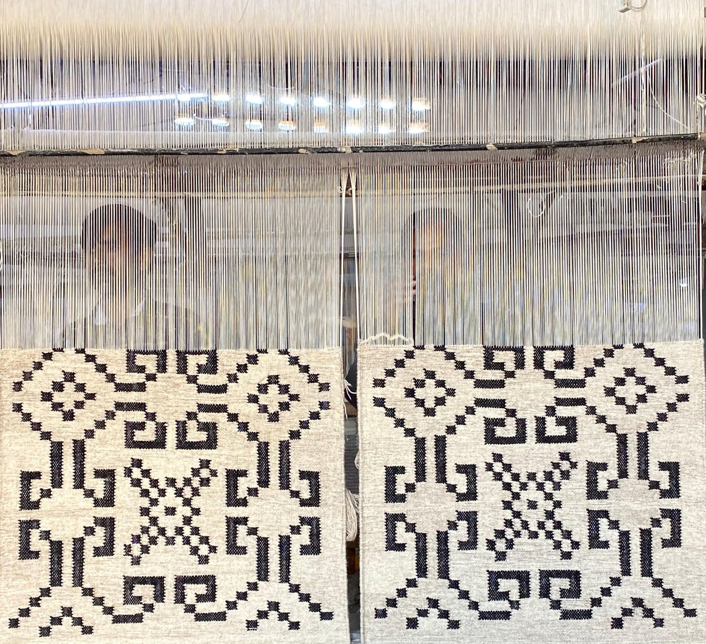 [Living Room Rug], [Custom Carpet] [Area Rug] [Washable Rug] [Rich Class Decor] 