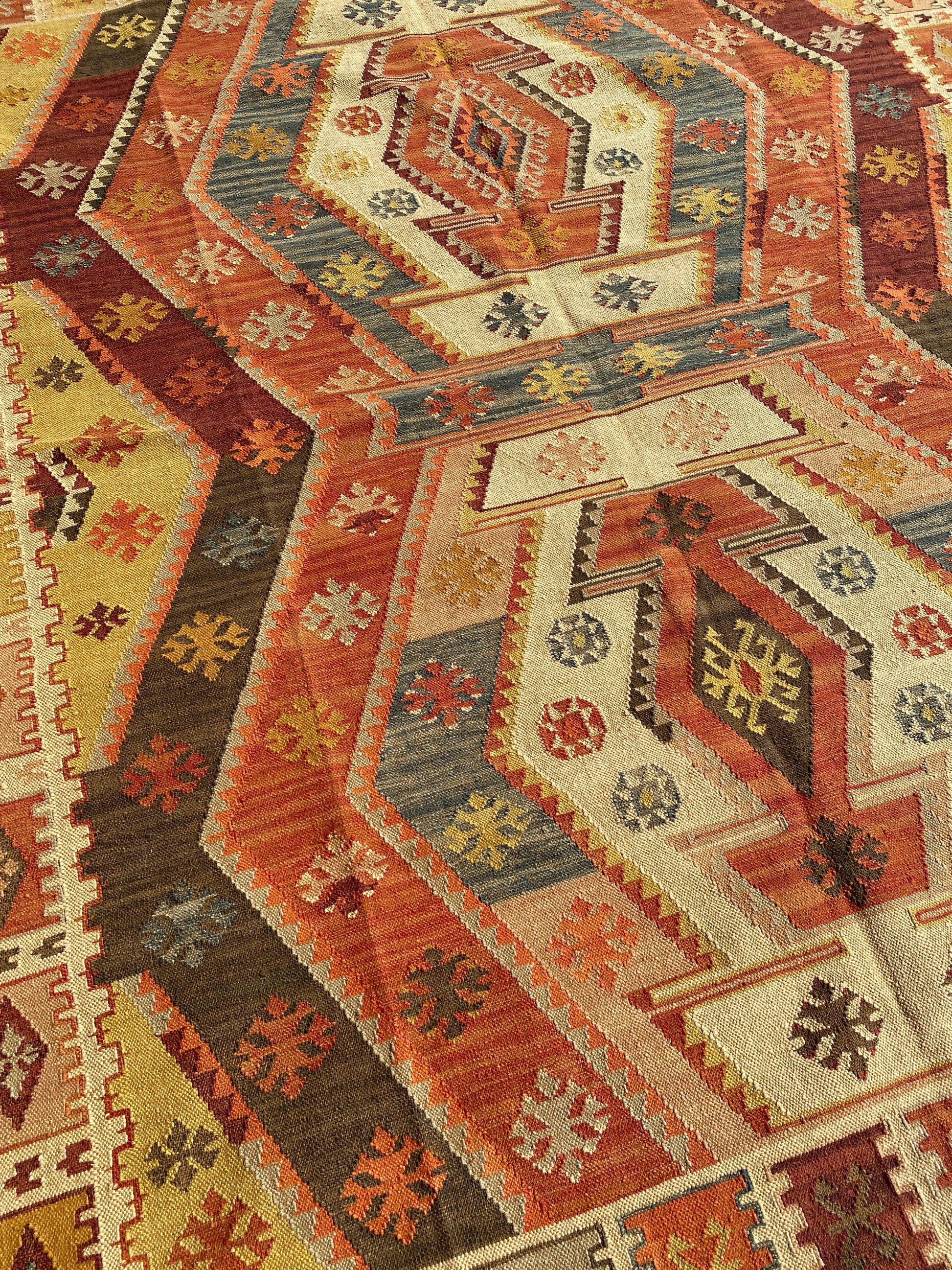 [Living Room Rug], [Custom Carpet] [Area Rug] [Washable Rug] [Rich Class Decor] 