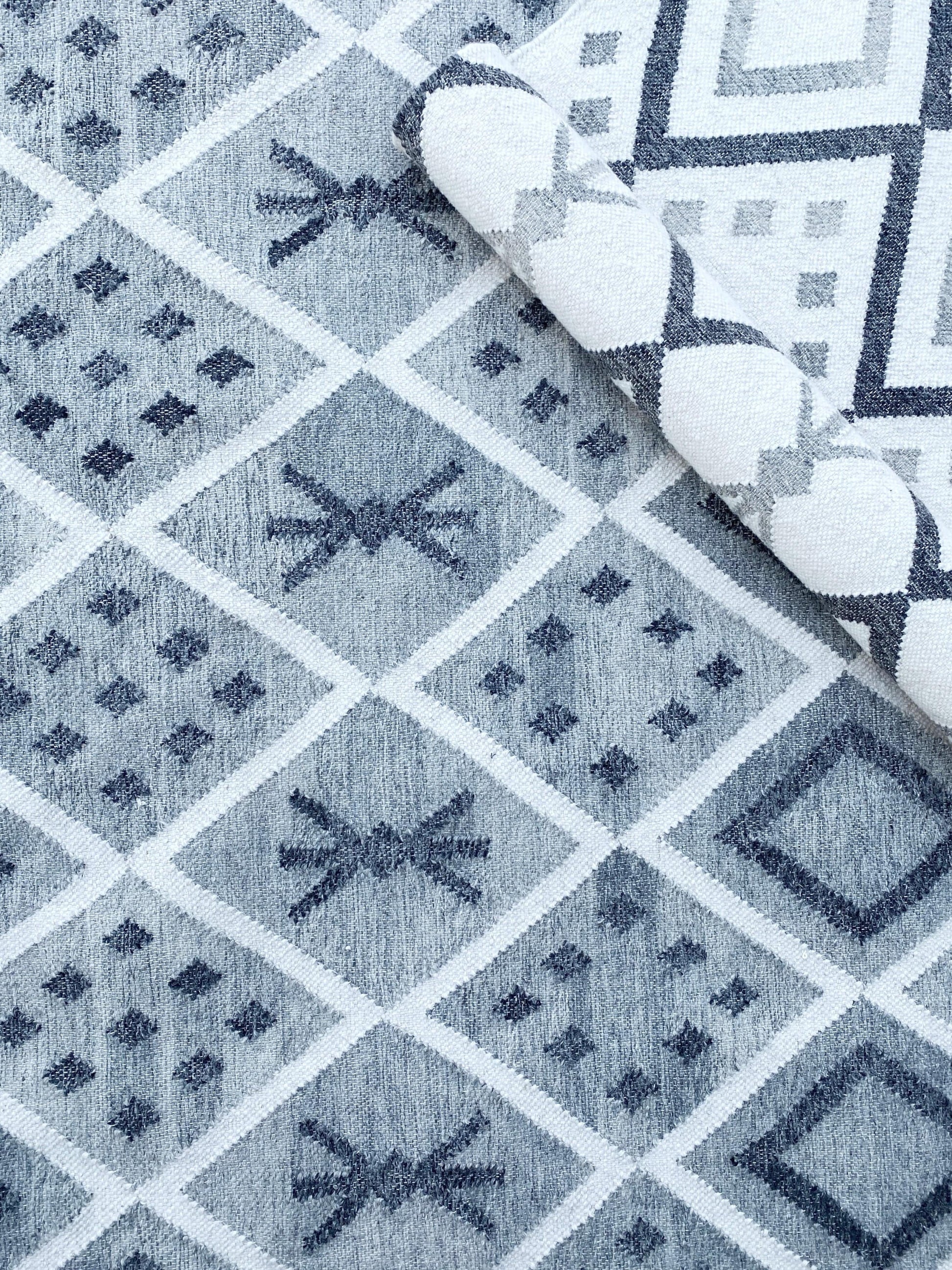 [Living Room Rug], [Custom Carpet] [Area Rug] [Washable Rug] [Rich Class Decor] 