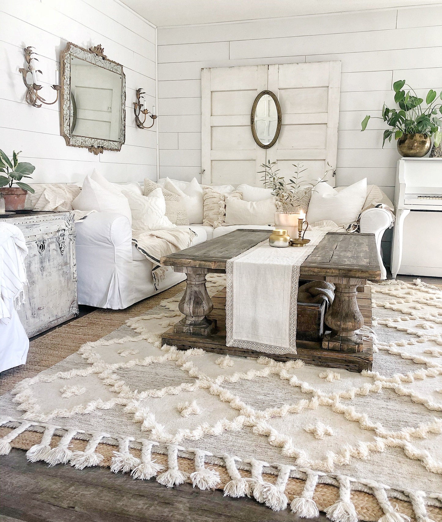 Natalie wool rug in farmhouse living room 
